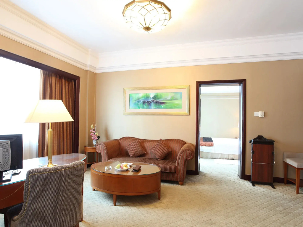 Lobby & Reception