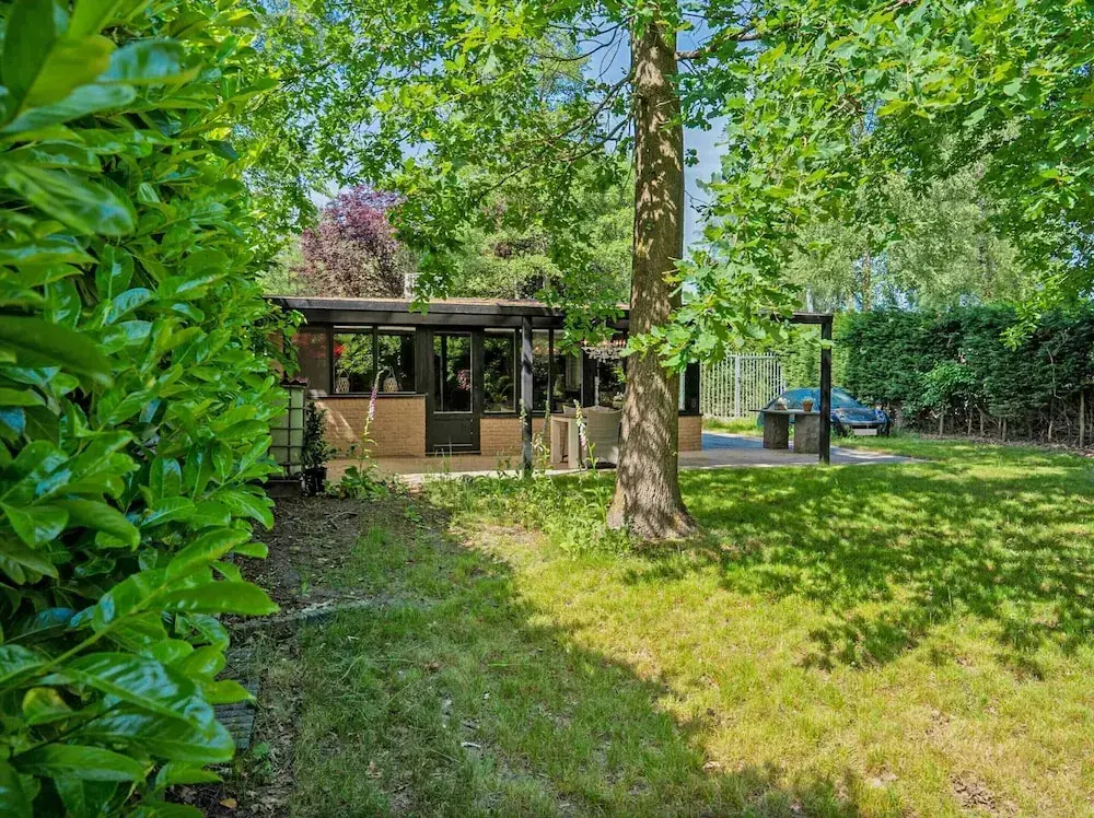 Upscale Bungalow in Lanaken With Private Garden - фото 22