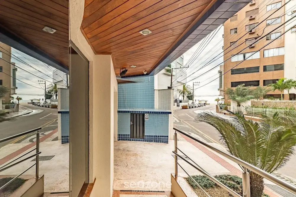 3BR Apt w/ BBQ 80m From Beach Erv0101