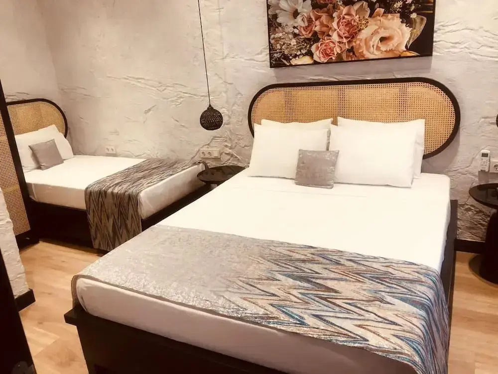 Comfort room