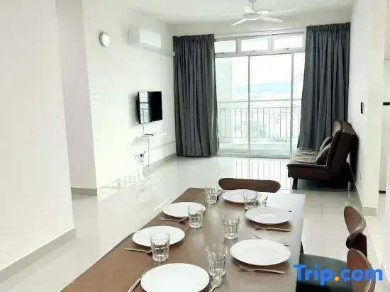 TuR16-10pax-4room1living-SPICE Stadium-1minFoodCourt-5minit Airport