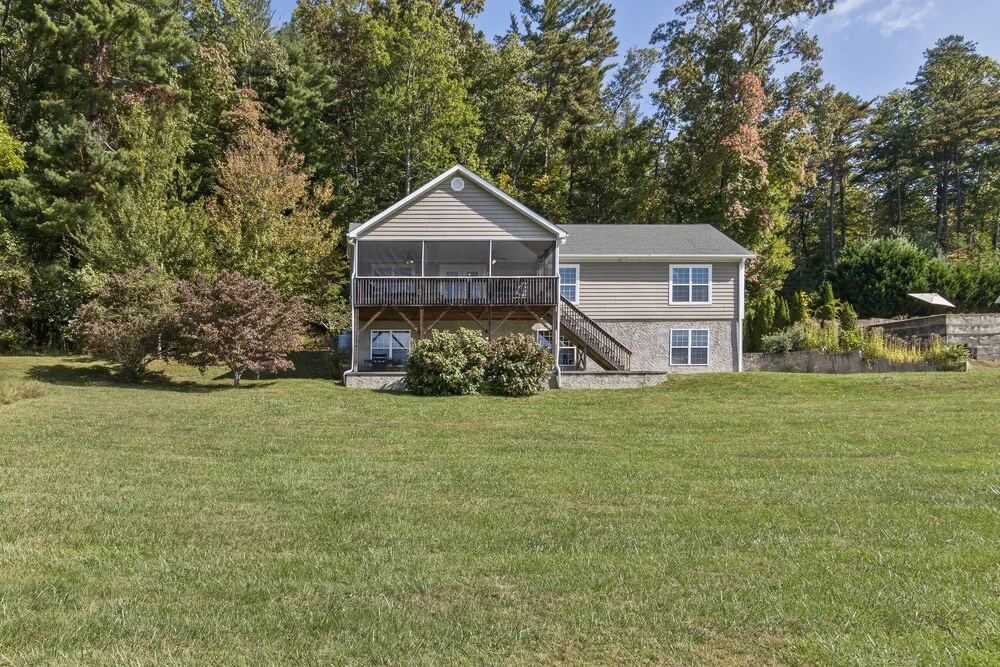 -mountain Views-great Location-near Dupont And Pisgah Forest 3 Bedroom Home by Sunscape Property Management