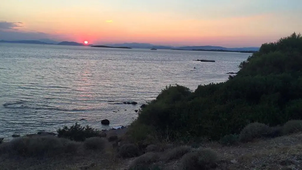 Beach & Waterfront