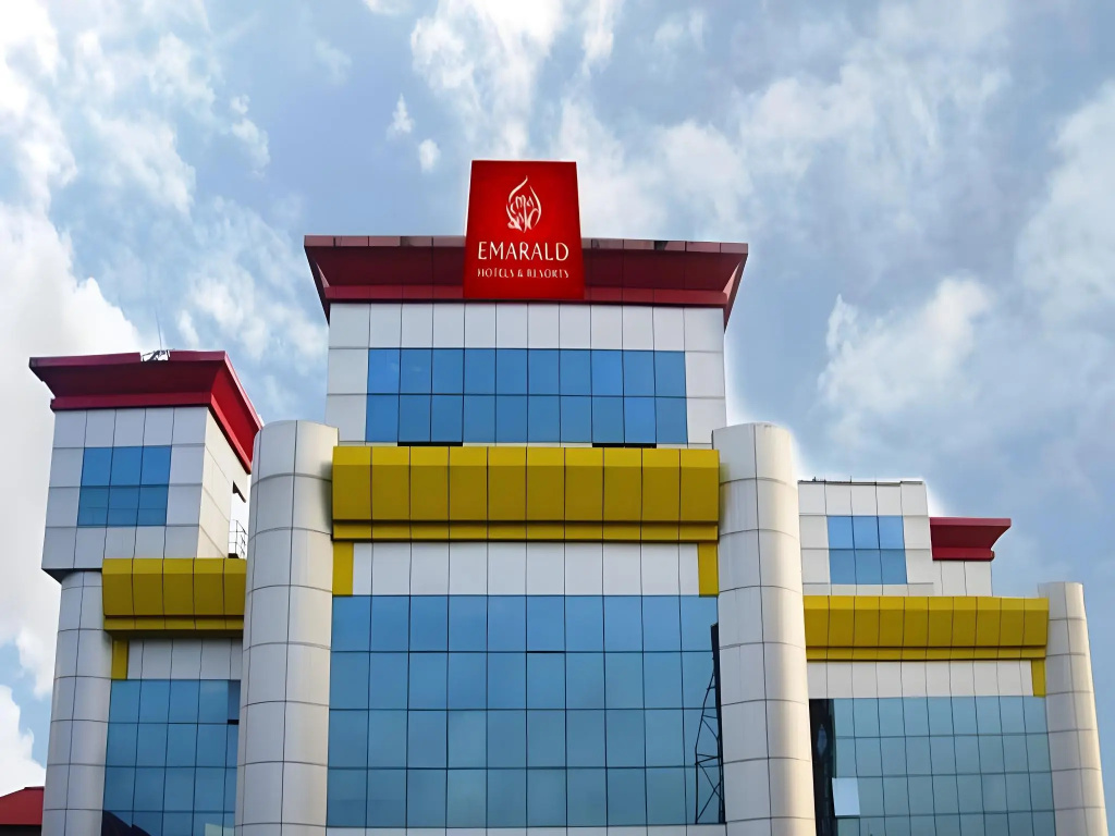 Emarald Hotel Calicut