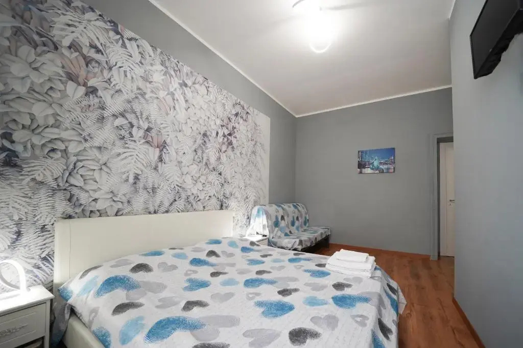 Standard Double room (full double bed)