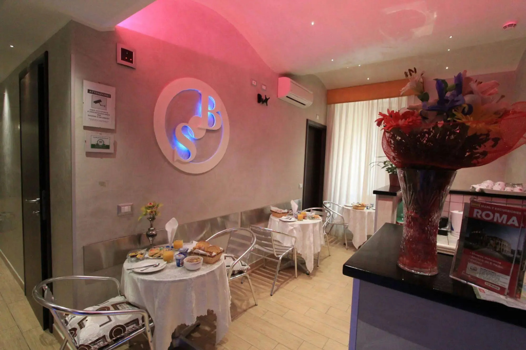 Hotel photo 13