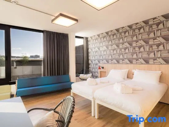 Deluxe Private Terrace Double Room (full double bed)