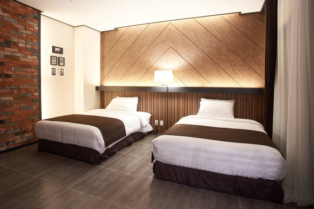 Cs Premier Hotel - Chambres