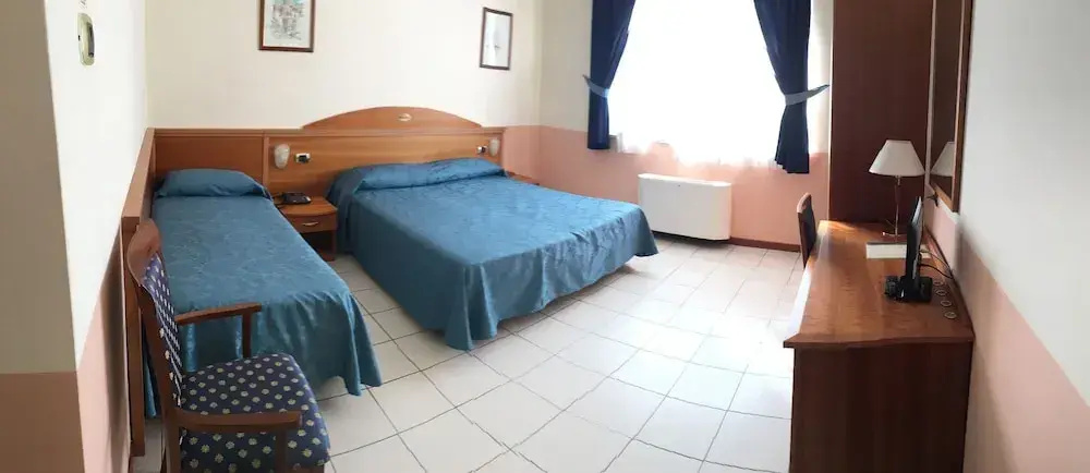 Triple room