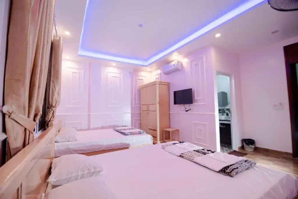 Standard Quadruple room with balcony