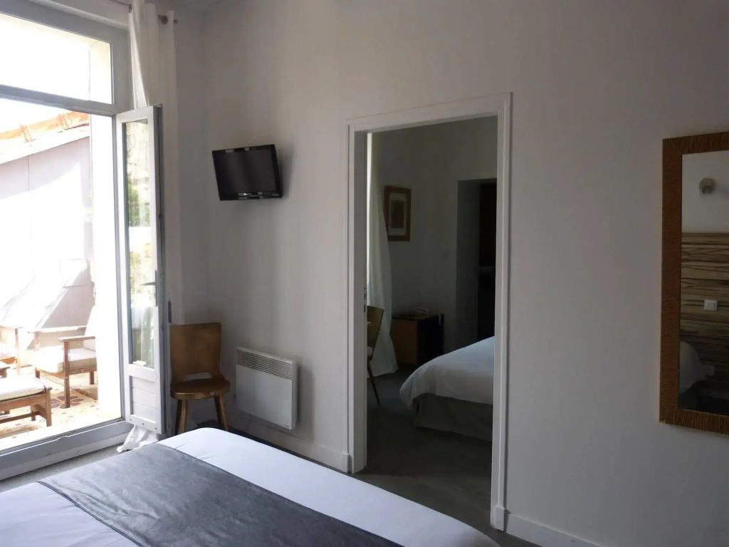 Voir la photo 3 — Hotel en Ville