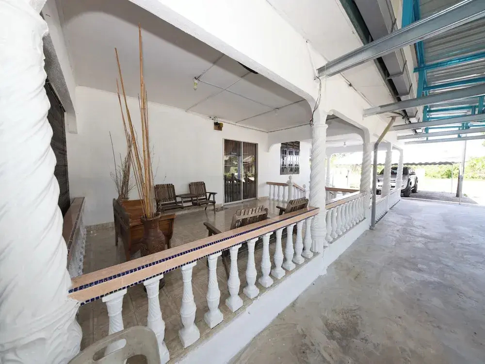 OYO 90990 Sri Tempurung Homestay