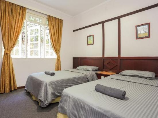Parkland Apartment