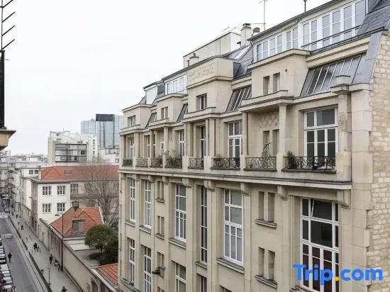 Hotel Yllen Eiffel 91