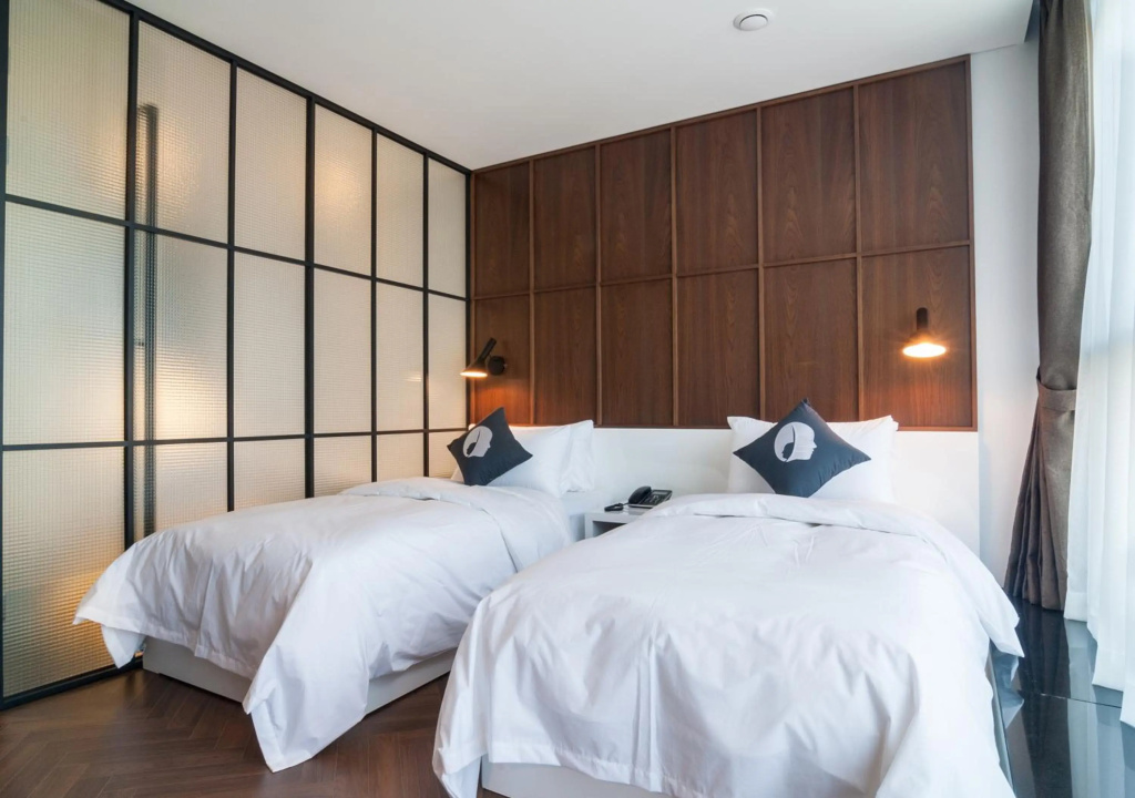 Отель Hotel the Designers Seoul Station в Сеуле