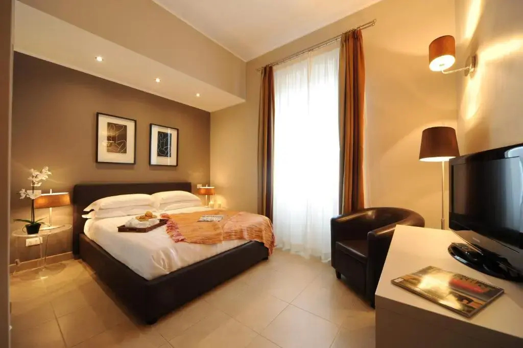 1 Bedroom Double Apartment (full double bed)