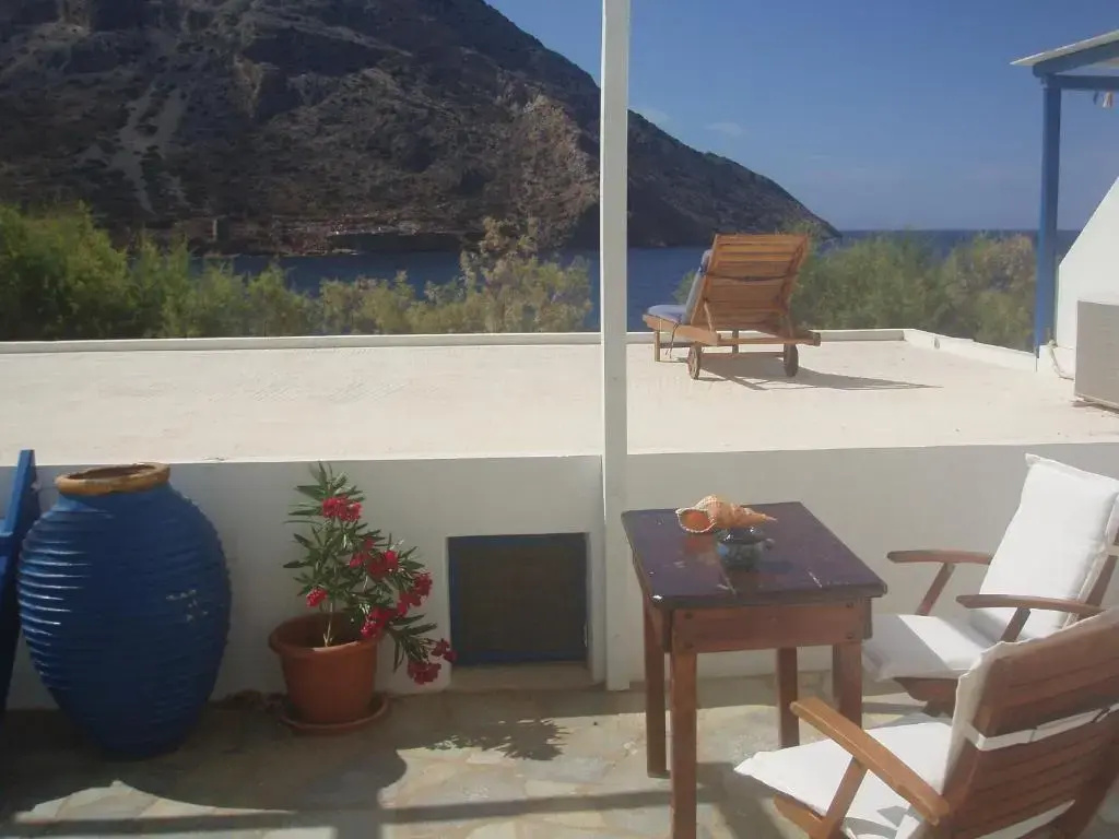 Standard Double room with sea view (full double bed)