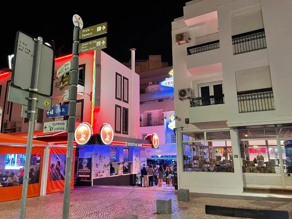 Albufeira Bran House