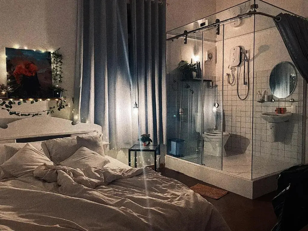 Standard Double room with mountain view (full double bed)