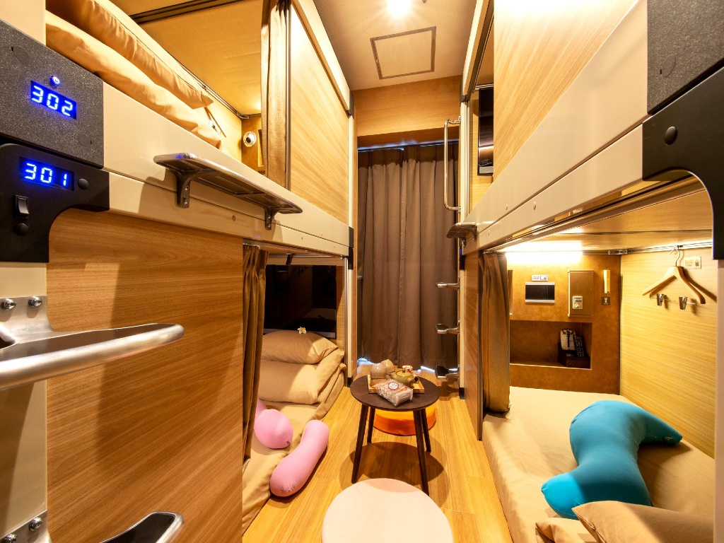 Capsule Hotel Anshin Oyado Premier Resort Kyoto Shijo Karasuma 사진 2