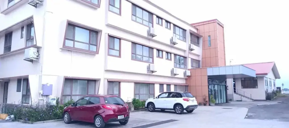 Tauese Seaview Hotel