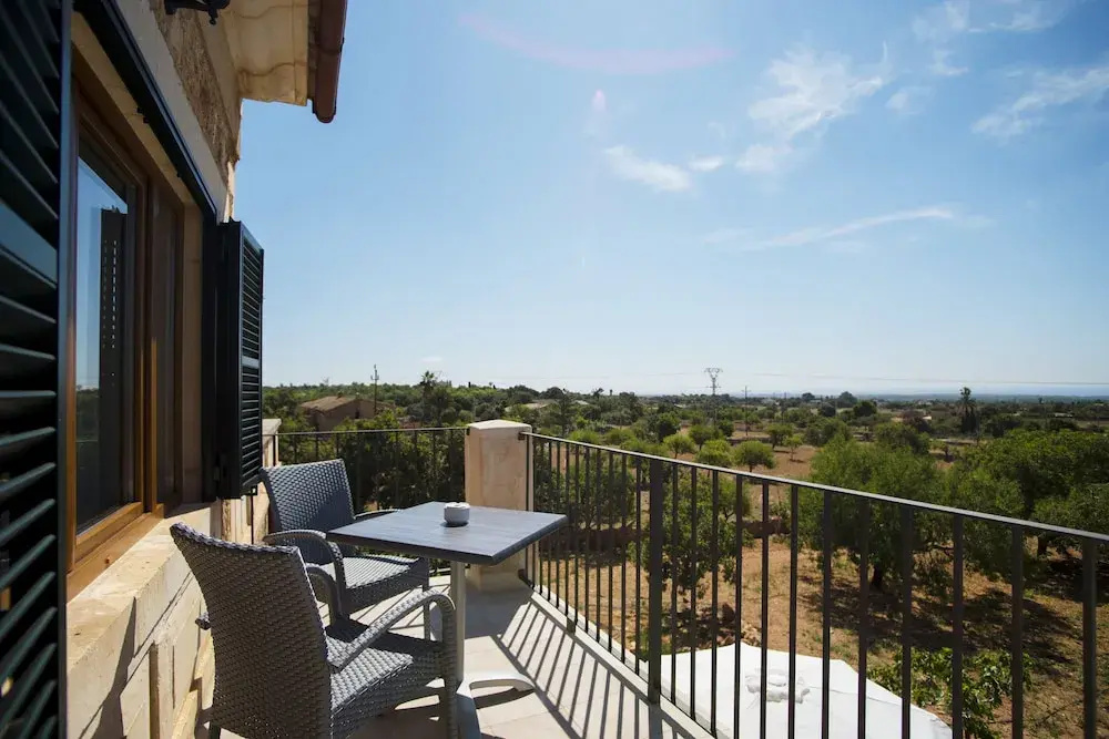 Balcony & Terrace