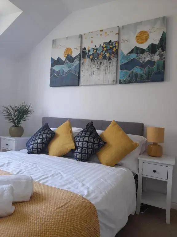 Gracenote Properties Hemel Hempstead - serviced apartment with FREE parking