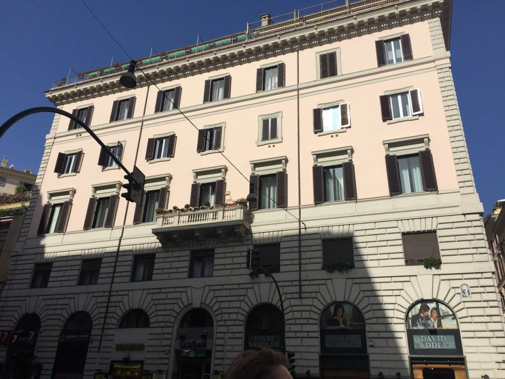 Hotel photo 1