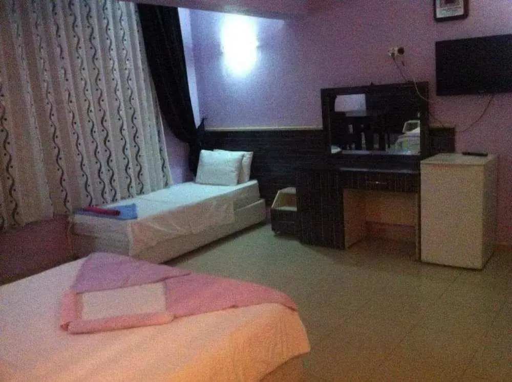 Hotel photo 12