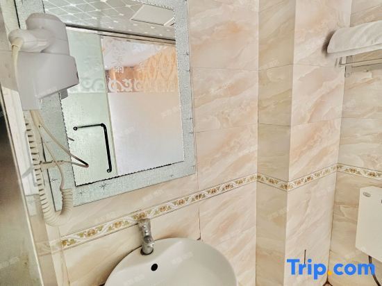 Номер Comfort в Kunming Fuxuan Hotel (ShopCuihu Park)