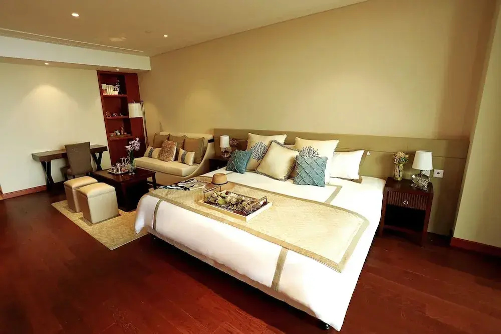 Superior Double room with garden view (full double bed)