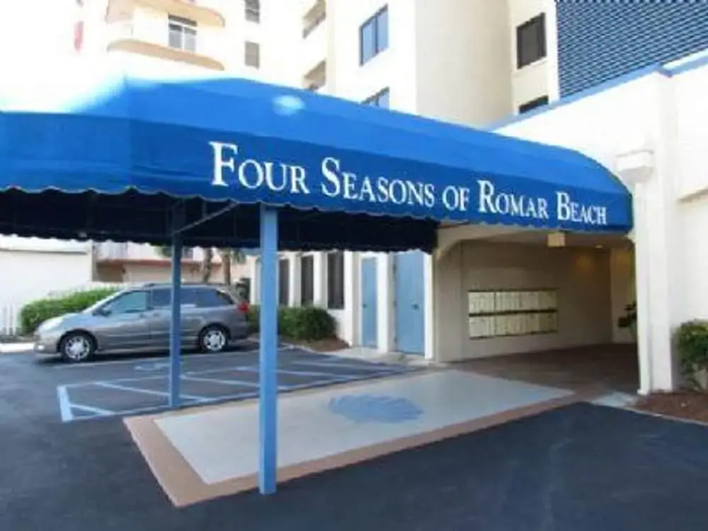 Four Seasons 403E By Youngs Suncoast