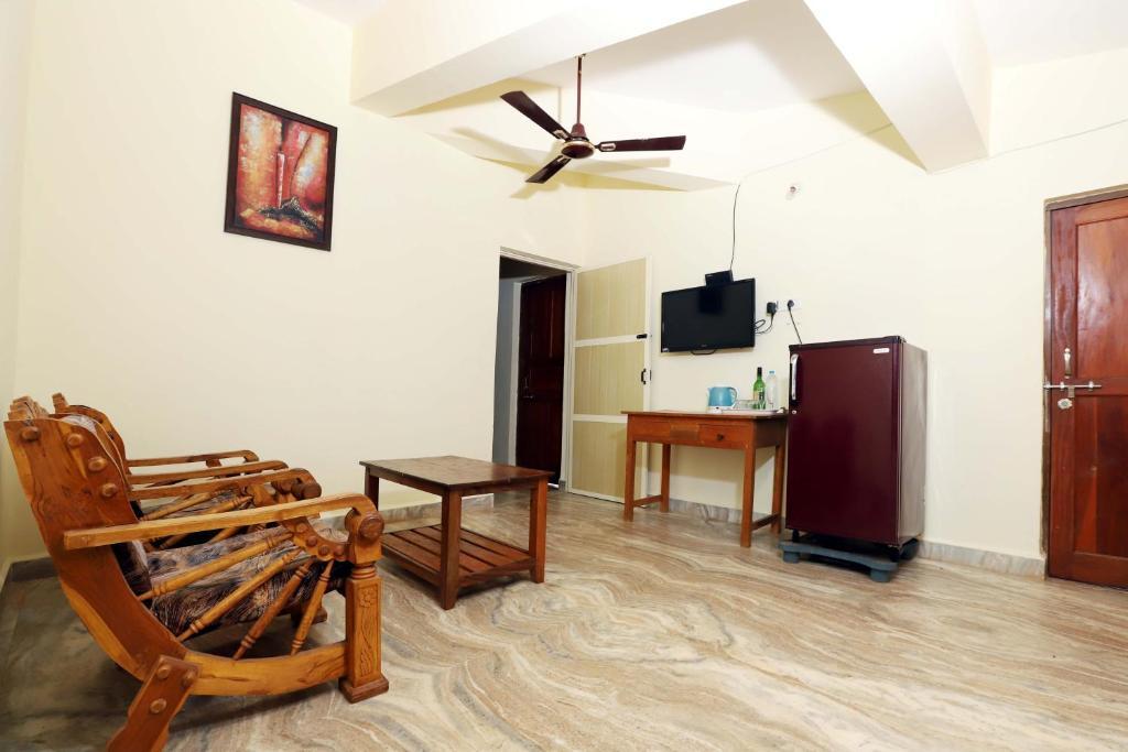 Morjim Sunset Guesthouse