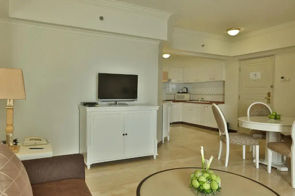 Aryaduta Suites Semanggi - Chambres