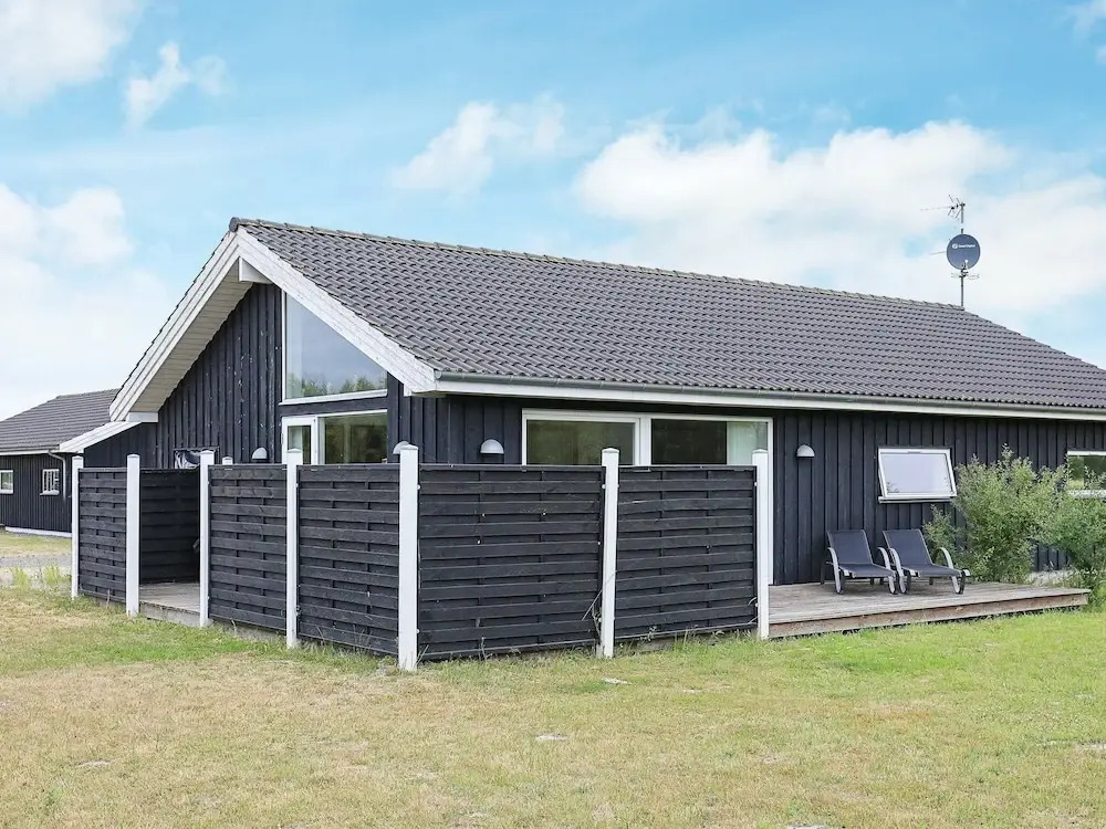 Alluring Holiday Home in Rødby With Whirlpool - фото 15