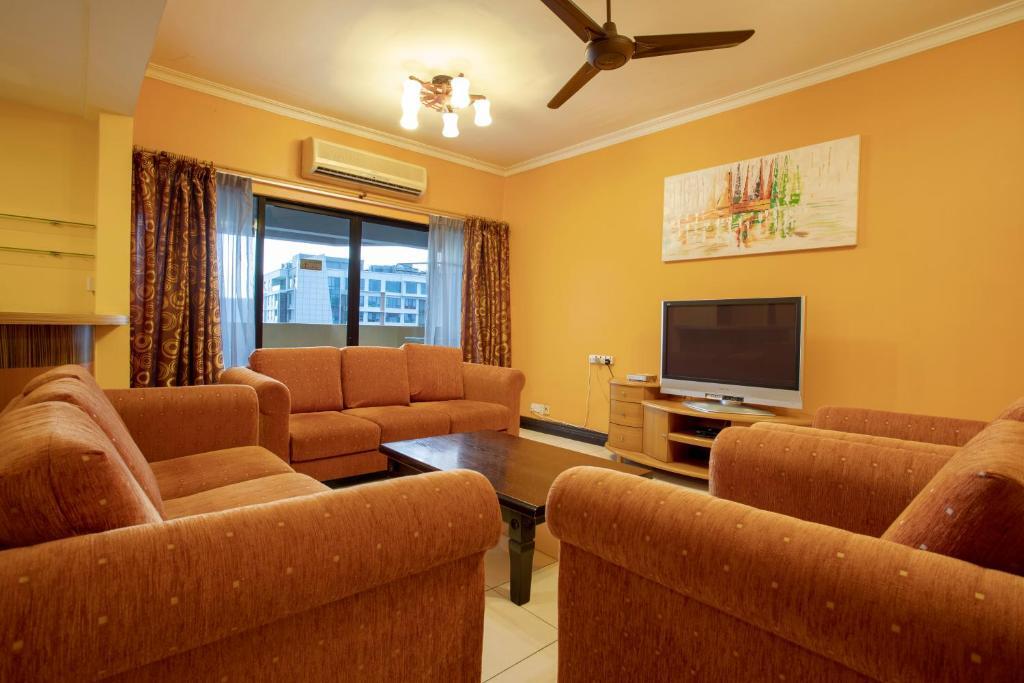 Marina Vacation Condos @ Marina Court Resort Condominium