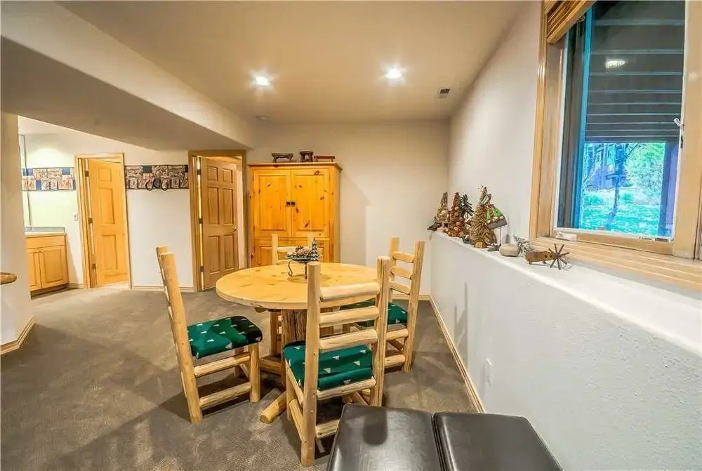 Dromore Chalet - Général