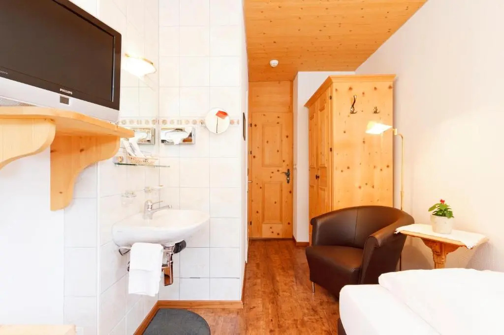 Schweizerhaus Swiss Quality Hotel - Chambres