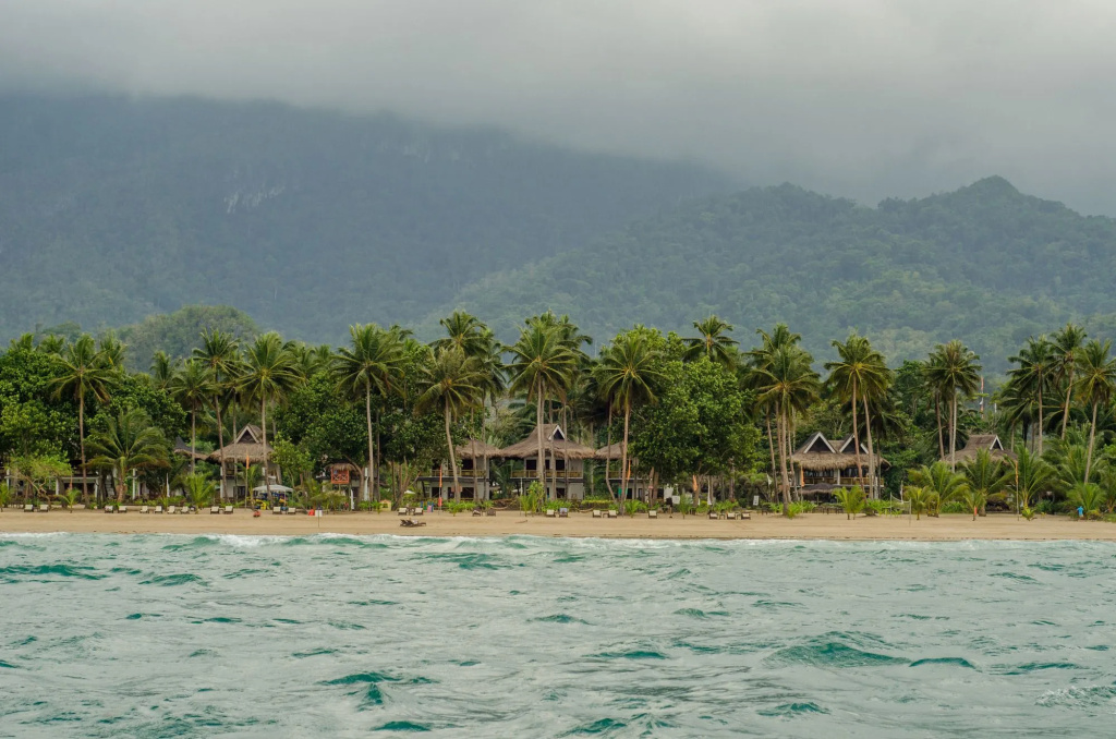 Beach & Waterfront