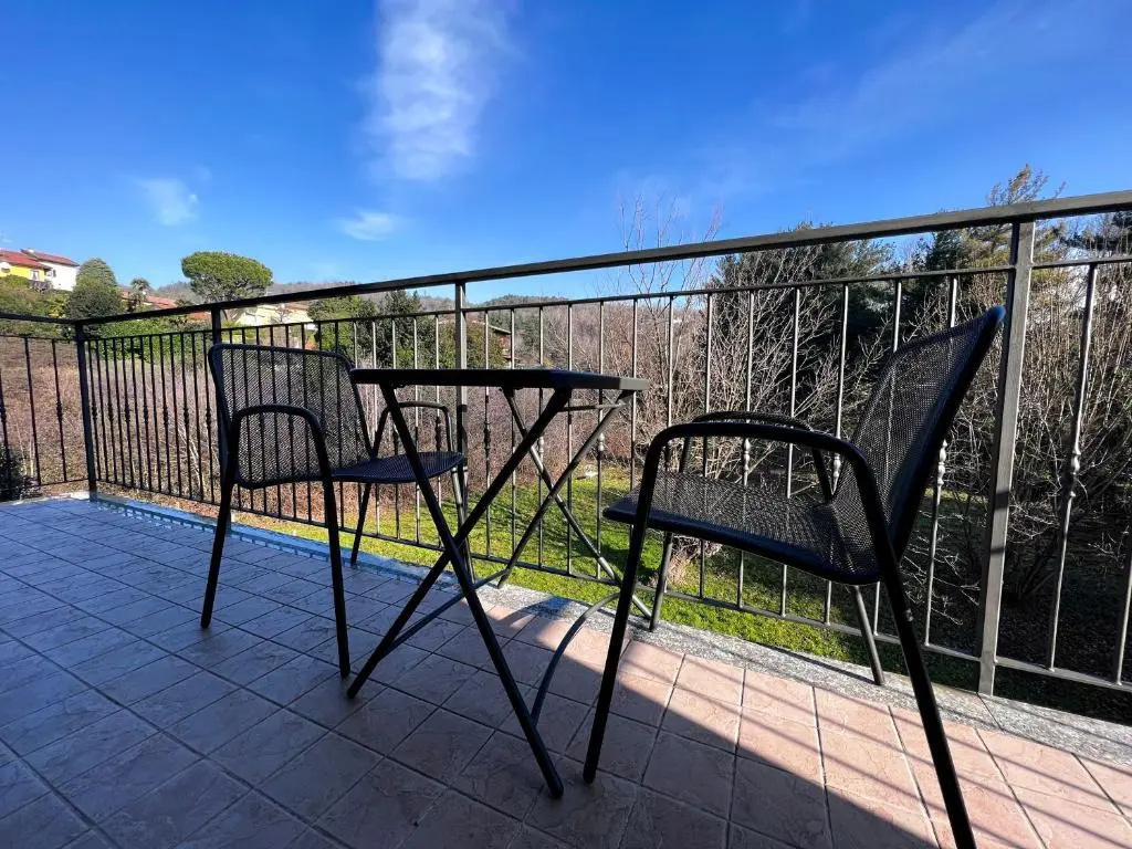 Standard Triple room with balcony