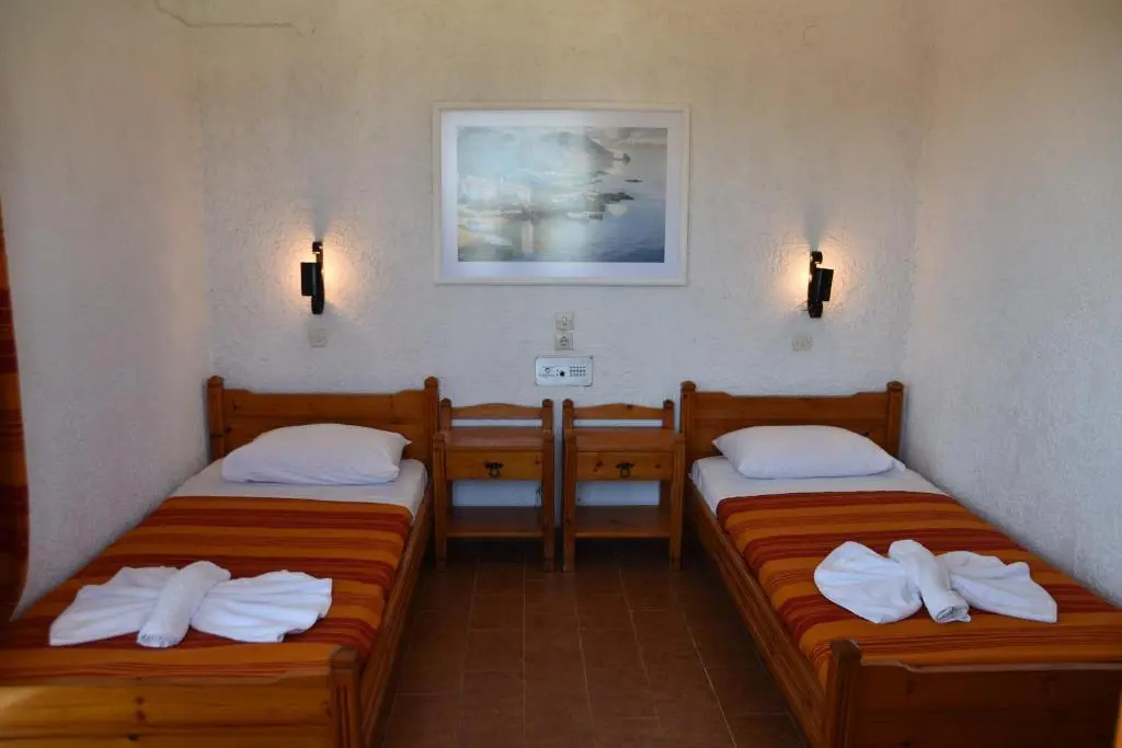 Standard Double room with sea view (twin beds)