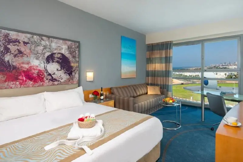 Deluxe Grand Double room (full double bed)