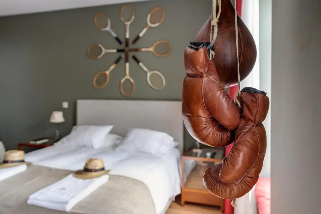 Standard Triple room with city view