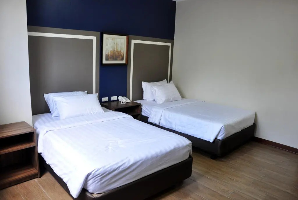 Luxury Double room (full double bed)