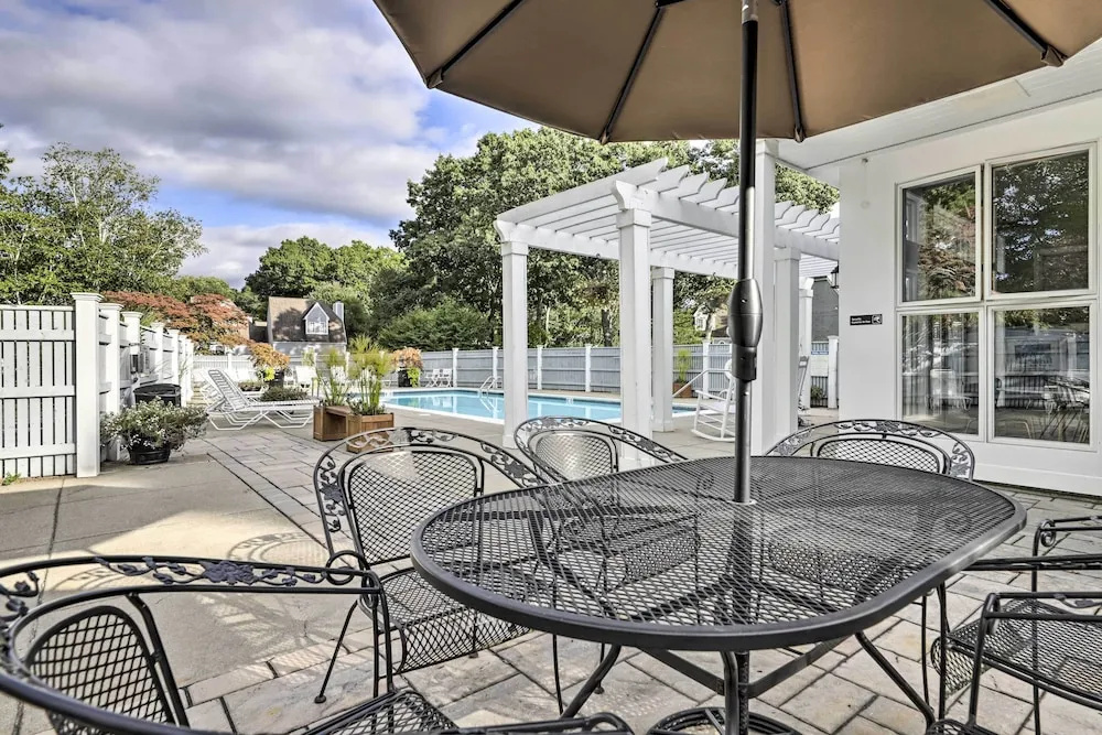 Norwich 'the Villas': Near Mohegan Sun Casino