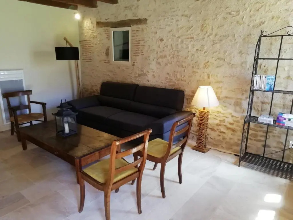 Voir la photo 2 — Gîte Ainay-le-Vieil, 5 pièces, 8 personnes - FR-1-586-15