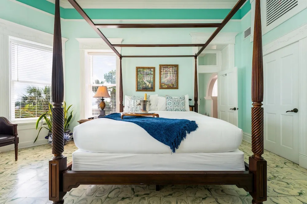 Standard room with ocean view