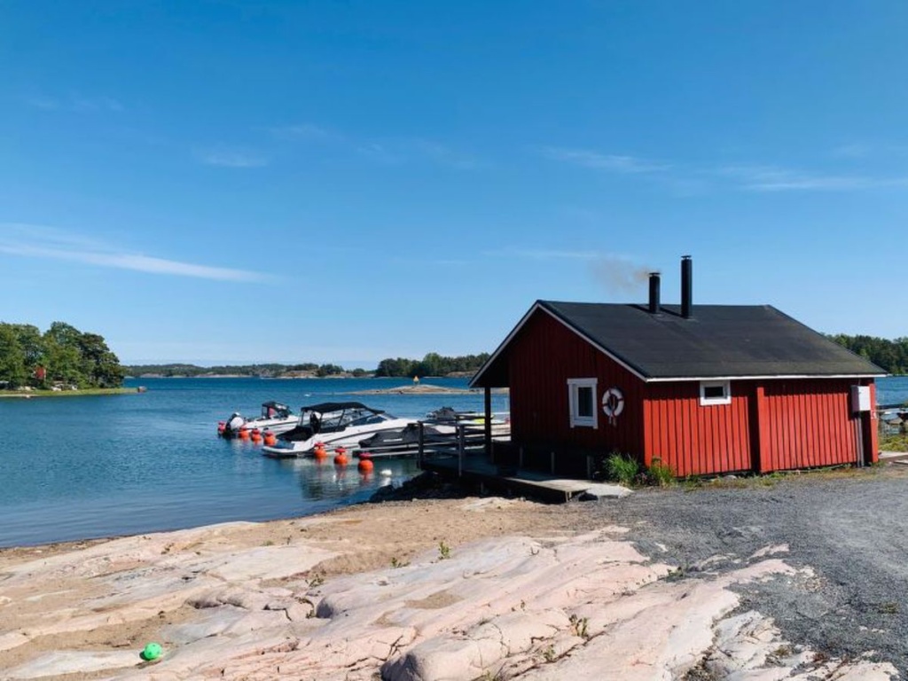 Beach & Waterfront
