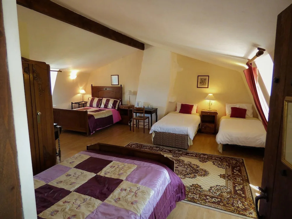 Voir la photo 4 — L'Ancien Presbytère