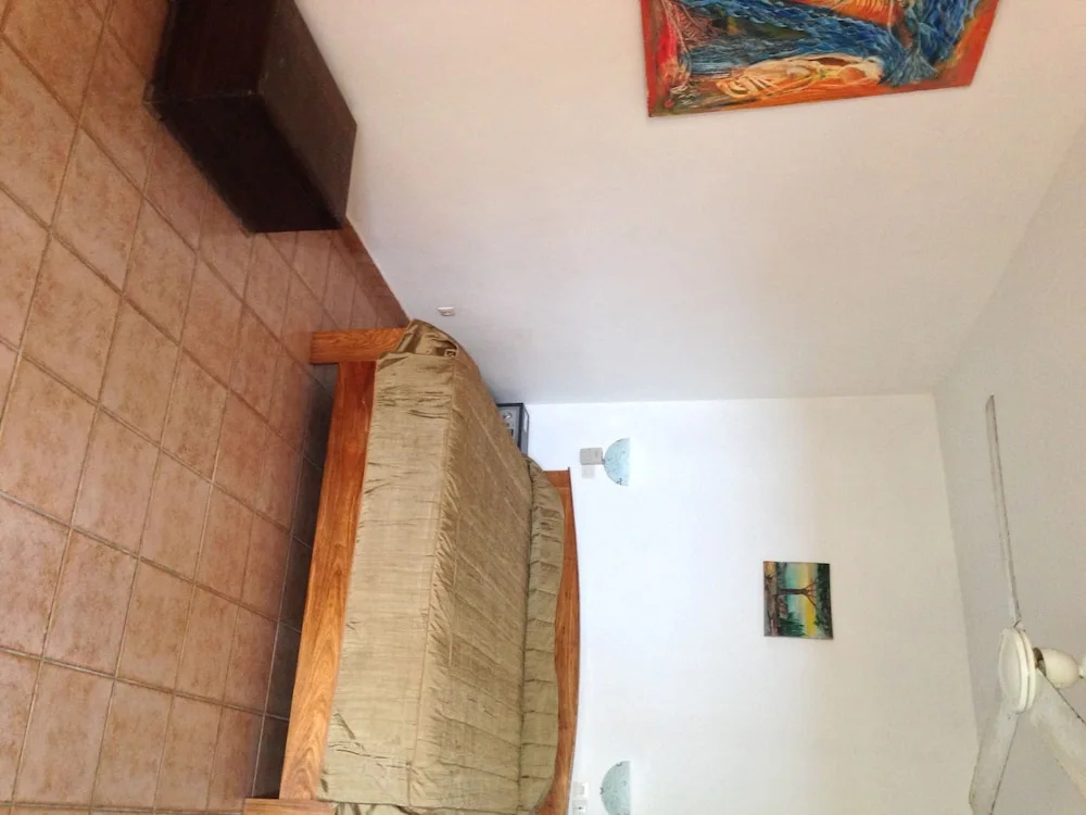 Standard Double room with balcony (full double bed)